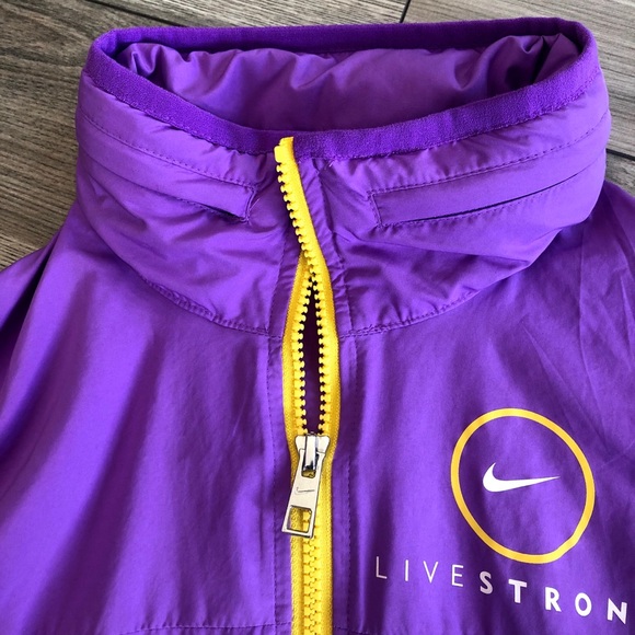 Nike Livestrong Running Jacket - Picture 2 of 2